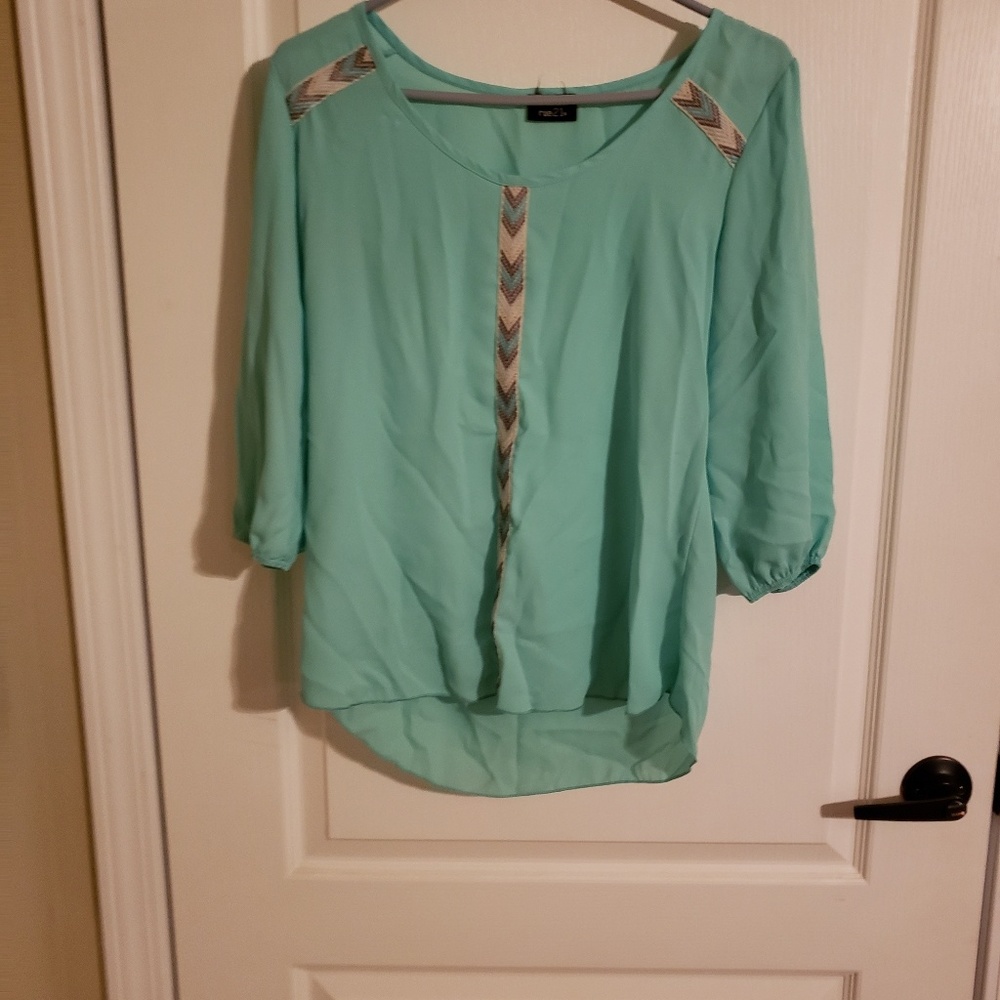 Rue 21 shirt